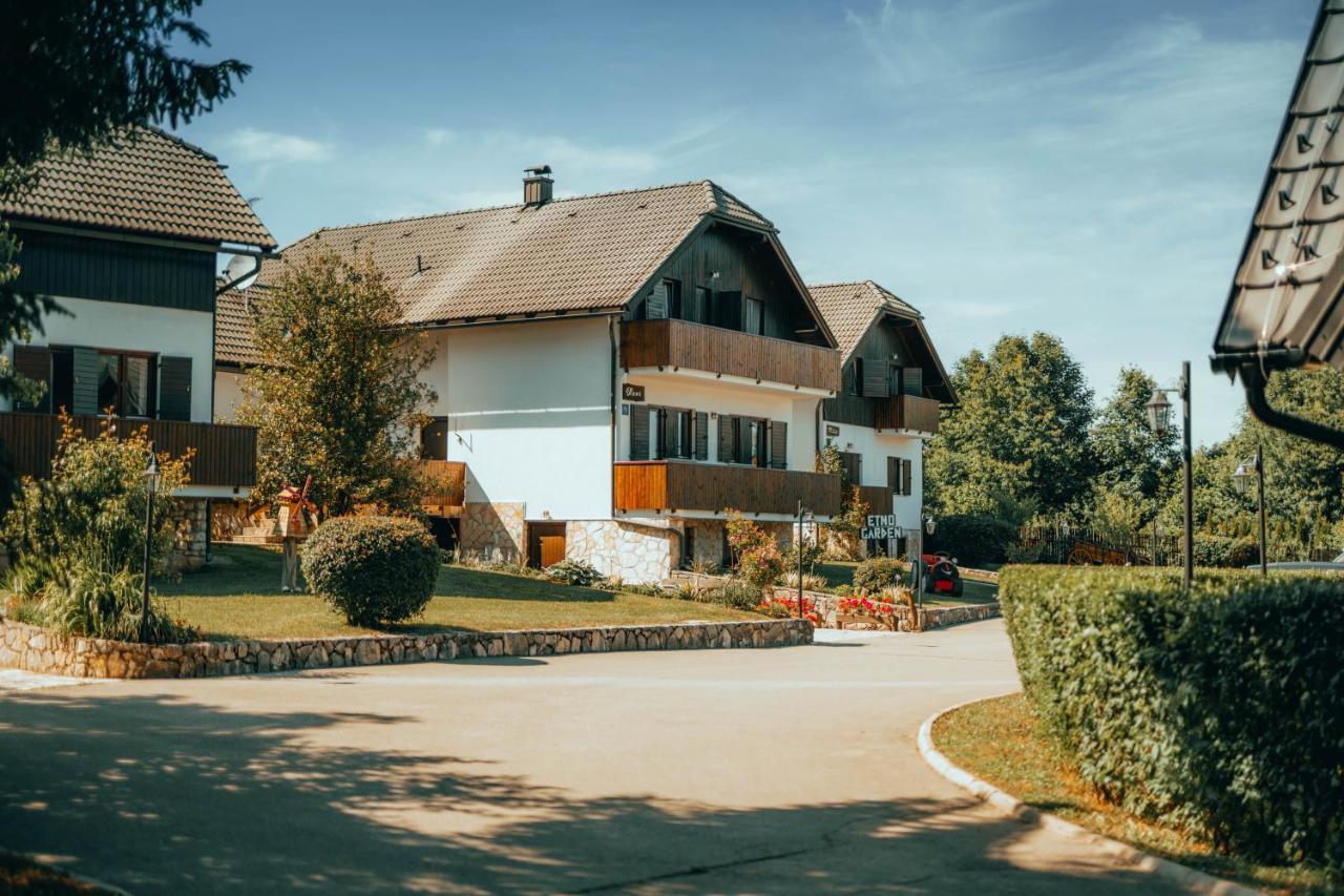Etno Garden Apartments Plitvica selo Buitenkant foto